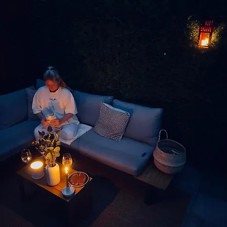 Holzhuette Ole Zw. & Wald Mit Kamin & Sauna Vakantiehuis *